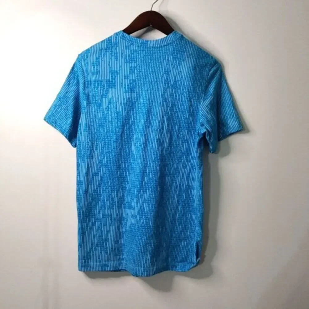 The Nike T-Shirt Swoosh Dri-Fit Blue Unisex SM Short Sleeve Athletic Golf Beach‎
